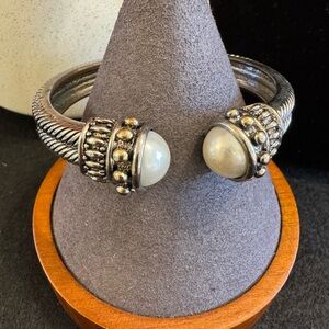 Silver tone cable twist cuff bracelet with faux pearls
